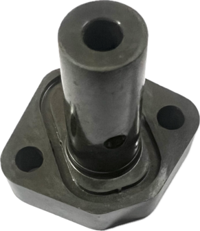 Spacer between fuel delivery pump and camshaft housing Calessino Diesel