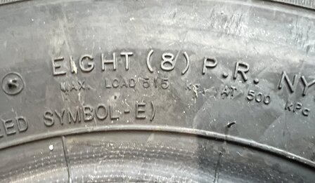 Tyre 4.5-10&#039;&#039; original Ape Classic Diesel - DEMO