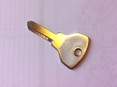 Key blank Vespacar P2-P3